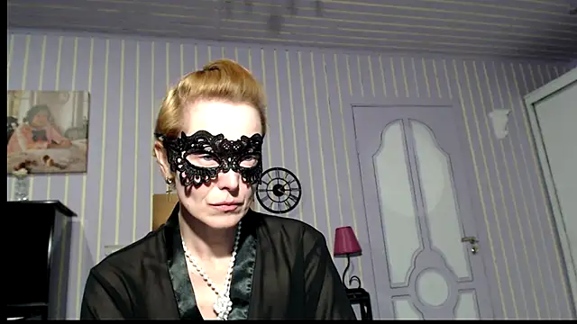 Snapshot of Marquise555 chatting on 10/28/25, 04:53 Marquise555 online show from 10/28/25, 04:53