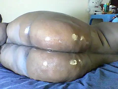 Snapshot of Gorgeous_ass20 chatting on 05/17/26, 12:08 Gorgeous ass20 online show from 05/17/26, 12:08