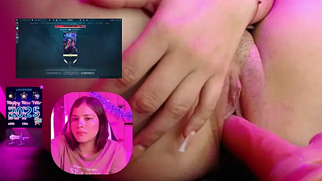 Trianna   online show from 01/02/25, 05:07