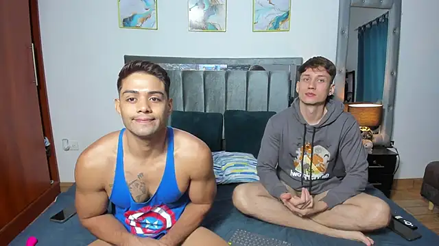 Snapshot of Luciano_and_Marlon chatting on 04/30/26, 01:06 Luciano and Marlon online show from 04/30/26, 01:06