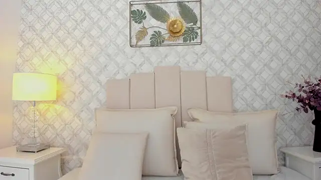 Snapshot of MarianaSanz chatting on 09/14/25, 01:10 MarianaSanz online show from 09/14/25, 01:10