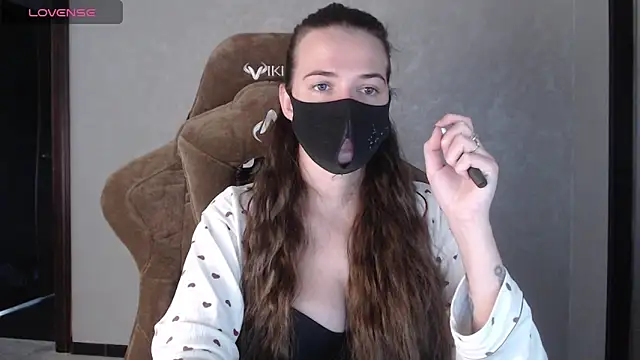 Snapshot of BlackM00n8 chatting on 10/02/25, 09:27 BlackM00n8 online show from 10/02/25, 09:27