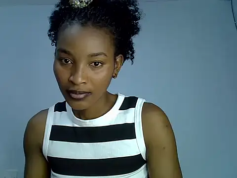 cute-alexis online show from 09/15/25, 11:32