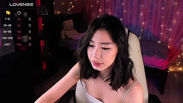 Snapshot of sensualily chatting on 01/11/25, 09:57 sensualily online show from 01/11/25, 09:57