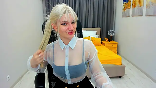 SelenaeMoore online show from 01/23/25, 01:41