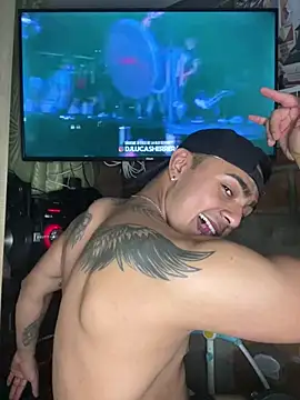 Snapshot of Stiven-Bell chatting on 02/22/25, 05:55 Stiven-Bell online show from 02/22/25, 05:55