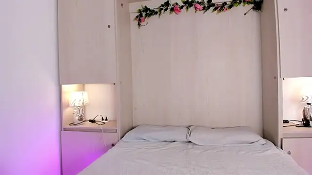 KendallRosse1 online show from 07/02/26, 12:11
