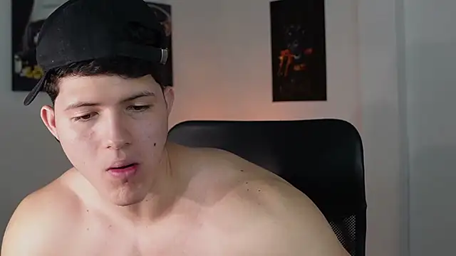 Snapshot of Hazzan_Velez chatting on 02/04/26, 02:56 Hazzan Velez online show from 02/04/26, 02:56