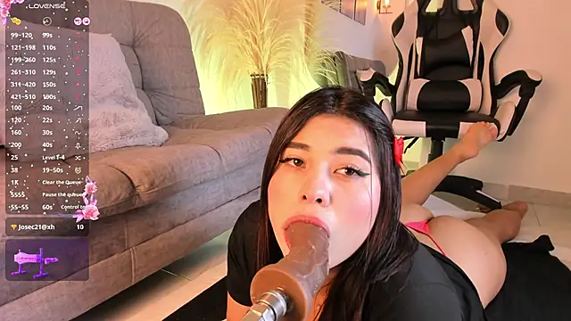 Snapshot of Danna_adams01 chatting on 03/22/25, 03:41 Danna adams01 online show from 03/22/25, 03:41