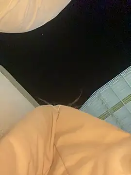 Snapshot of NAUGHTY_LITTLE_18 chatting on 01/25/25, 12:06 NAUGHTY LITTLE 18 online show from 01/25/25, 12:06