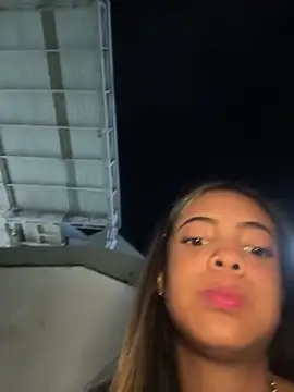 Snapshot of NAUGHTY_LITTLE_18 chatting on 02/28/25, 01:15 NAUGHTY LITTLE 18 online show from 02/28/25, 01:15