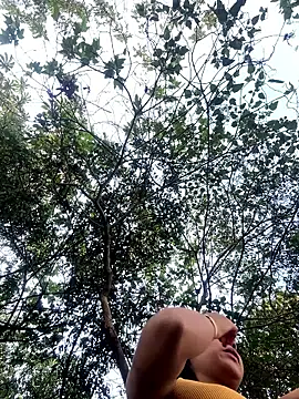 Snapshot of NAUGHTY_LITTLE_18 chatting on 10/07/25, 09:12 NAUGHTY LITTLE 18 online show from 10/07/25, 09:12