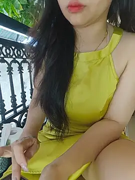 Snapshot of lyna_bl chatting on 07/22/26, 03:42 lyna bl online show from 07/22/26, 03:42