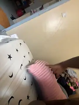 annkeller online show from 11/14/25, 08:24