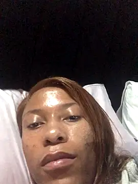 Snapshot of Kylie_Hairy_Bbc chatting on 09/20/25, 02:01 Kylie Hairy Bbc online show from 09/20/25, 02:01