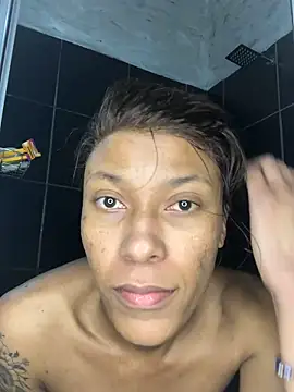 Snapshot of Kylie_Hairy_Bbc chatting on 10/12/25, 06:34 Kylie Hairy Bbc online show from 10/12/25, 06:34