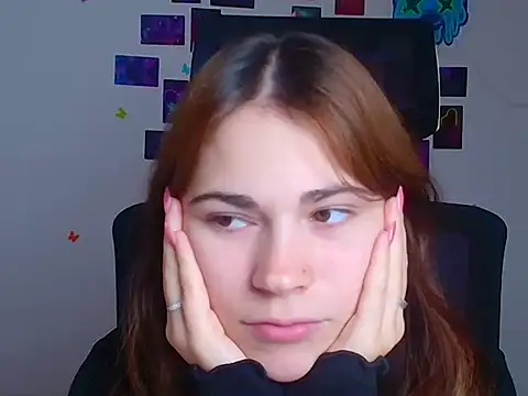 Loon Amore online show from 11/26/25, 06:47