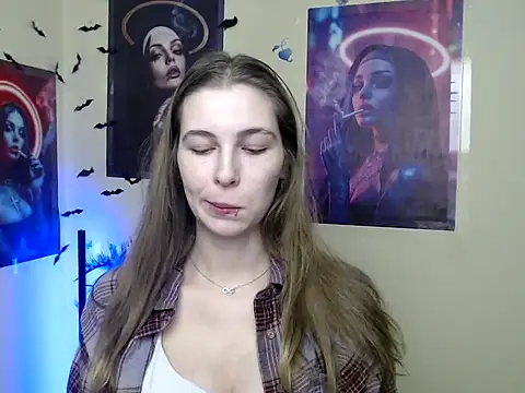 Snapshot of StrangerGi chatting on 01/09/26, 07:00 StrangerGi online show from 01/09/26, 07:00