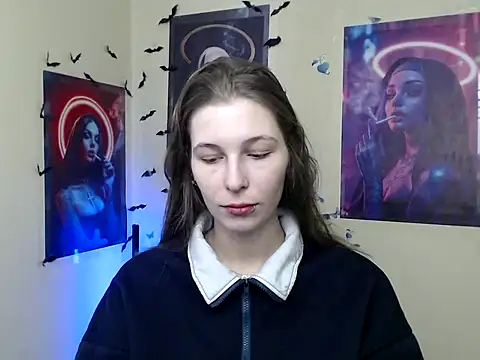 Snapshot of StrangerGi chatting on 01/14/26, 07:14 StrangerGi online show from 01/14/26, 07:14