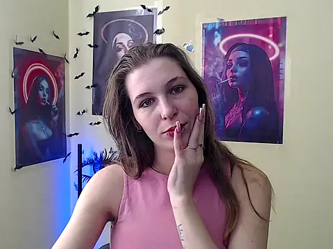 Snapshot of StrangerGi chatting on 02/20/26, 06:59 StrangerGi online show from 02/20/26, 06:59