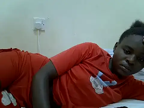 Snapshot of dirtyshowgirl chatting on 12/20/24, 02:38 dirtyshowgirl online show from 12/20/24, 02:38