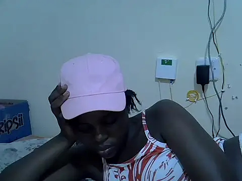 Snapshot of dirtyshowgirl chatting on 09/29/25, 09:52 dirtyshowgirl online show from 09/29/25, 09:52