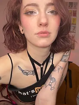 Snapshot of Alex_Fck chatting on 10/16/25, 07:37 Alex Fck online show from 10/16/25, 07:37