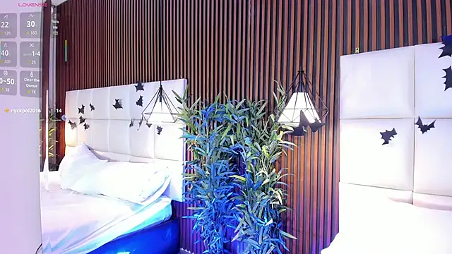 CailynBrowm online show from 10/25/25, 04:42