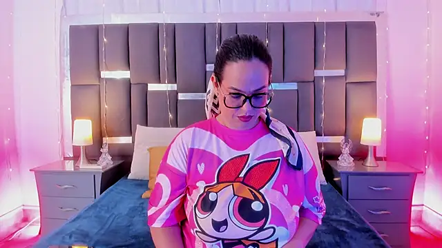 Snapshot of talivega chatting on 01/18/26, 06:55 talivega online show from 01/18/26, 06:55