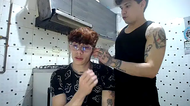 Snapshot of thiagomurphyy chatting on 01/15/26, 06:51 thiagomurphyy online show from 01/15/26, 06:51