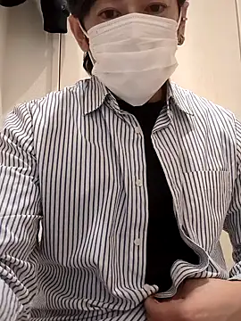 Snapshot of RYOTA8888888888 chatting on 03/20/26, 05:40 RYOTA8888888888 online show from 03/20/26, 05:40