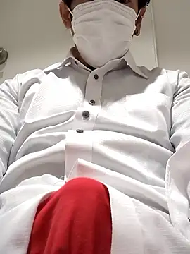 Snapshot of RYOTA8888888888 chatting on 05/17/26, 04:58 RYOTA8888888888 online show from 05/17/26, 04:58