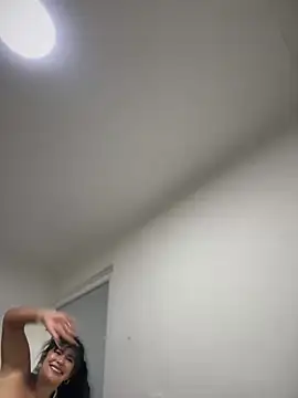 Snapshot of Saorii_kiido chatting on 02/12/25, 05:37 Saorii kiido online show from 02/12/25, 05:37