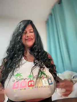 Snapshot of Saorii_kiido chatting on 02/14/25, 05:09 Saorii kiido online show from 02/14/25, 05:09