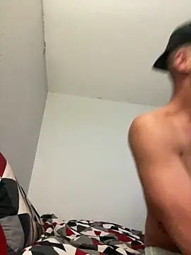 Snapshot of Camcam21 chatting on 09/10/25, 02:55 Camcam21 online show from 09/10/25, 02:55