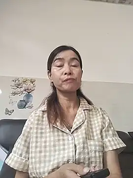 Sexy-ladyboobs20 online show from 05/16/26, 05:15