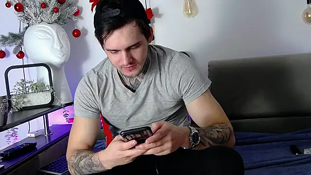 Snapshot of CarterCole chatting on 01/05/25, 06:46 CarterCole online show from 01/05/25, 06:46