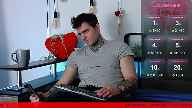 Snapshot of CarterCole chatting on 02/09/25, 08:11 CarterCole online show from 02/09/25, 08:11