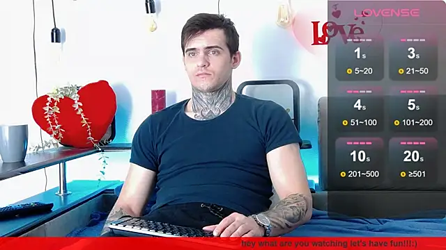 Snapshot of CarterCole chatting on 02/10/25, 07:04 CarterCole online show from 02/10/25, 07:04