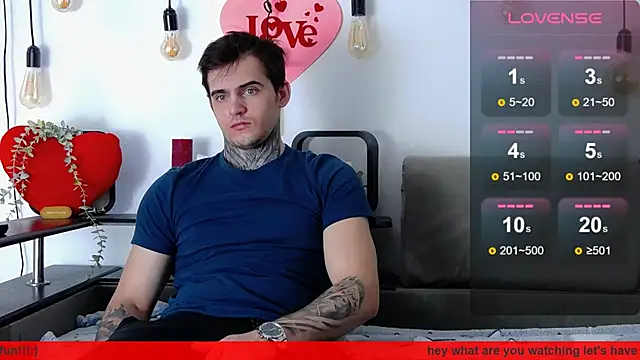 Snapshot of CarterCole chatting on 02/18/25, 07:21 CarterCole online show from 02/18/25, 07:21