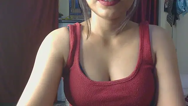 Snapshot of sexy_shivi chatting on 04/18/26, 01:37 sexy shivi online show from 04/18/26, 01:37