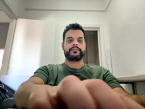 HornyBeachBoyBR online show from 05/07/26, 02:33
