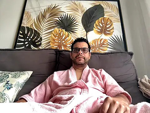 HornyBeachBoyBR online show from 06/01/26, 12:40