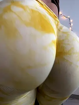 Snapshot of izanmiller2001 chatting on 01/05/26, 07:39 izanmiller2001 online show from 01/05/26, 07:39