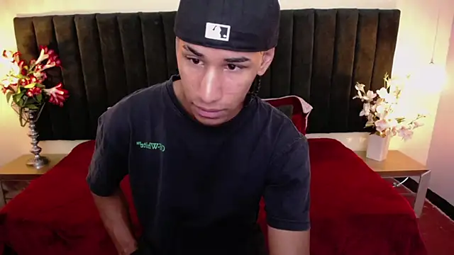 Snapshot of soft_attraction chatting on 02/10/26, 07:40 soft attraction online show from 02/10/26, 07:40