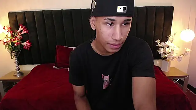 Snapshot of soft_attraction chatting on 02/14/26, 06:59 soft attraction online show from 02/14/26, 06:59