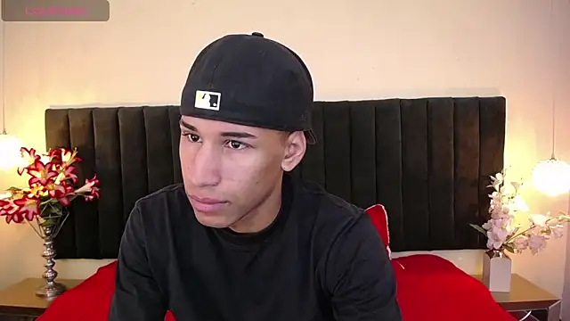 Snapshot of soft_attraction chatting on 03/16/26, 07:51 soft attraction online show from 03/16/26, 07:51