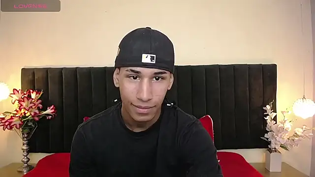 Snapshot of soft_attraction chatting on 03/21/26, 08:23 soft attraction online show from 03/21/26, 08:23