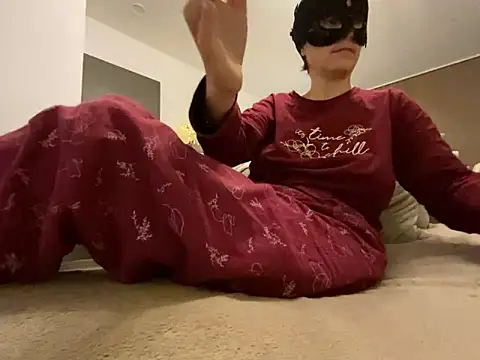 Marilou1983 online show from 01/07/25, 09:46