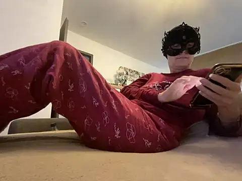 Marilou1983 online show from 11/29/25, 08:17